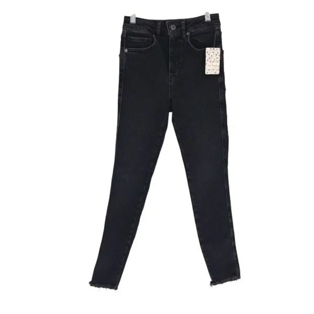 Free People Womens Fringe Hem Solid Cotton Blend Skinny Jeans Black‎ Size 26 NWT